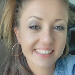 Meet your Posher, Bethany